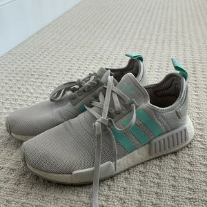 Adidas boost size 8